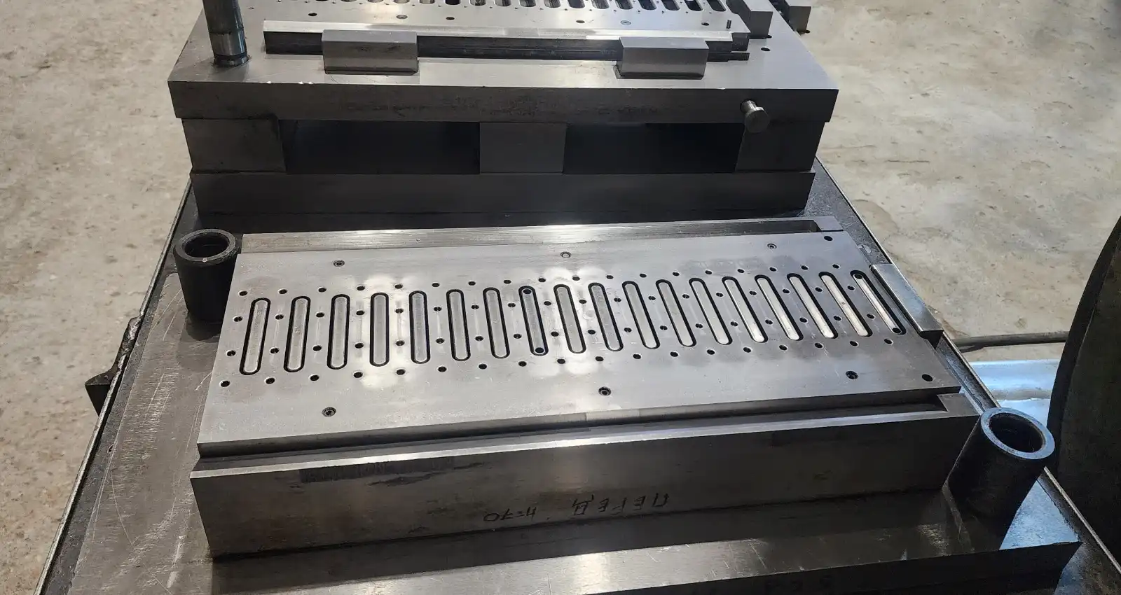 Штампи, ТОВ «Промсервіс» 4